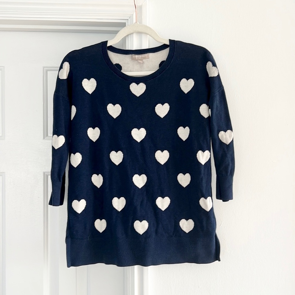♥️ Banana Republic Navy & White Heart Knit Sweater - Picture 2 of 7